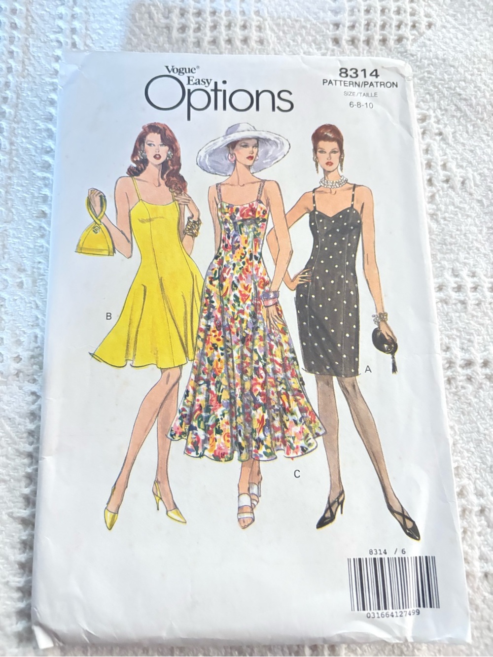 Vogue Easy Options Pattern 8314 for Misses’ Dresses